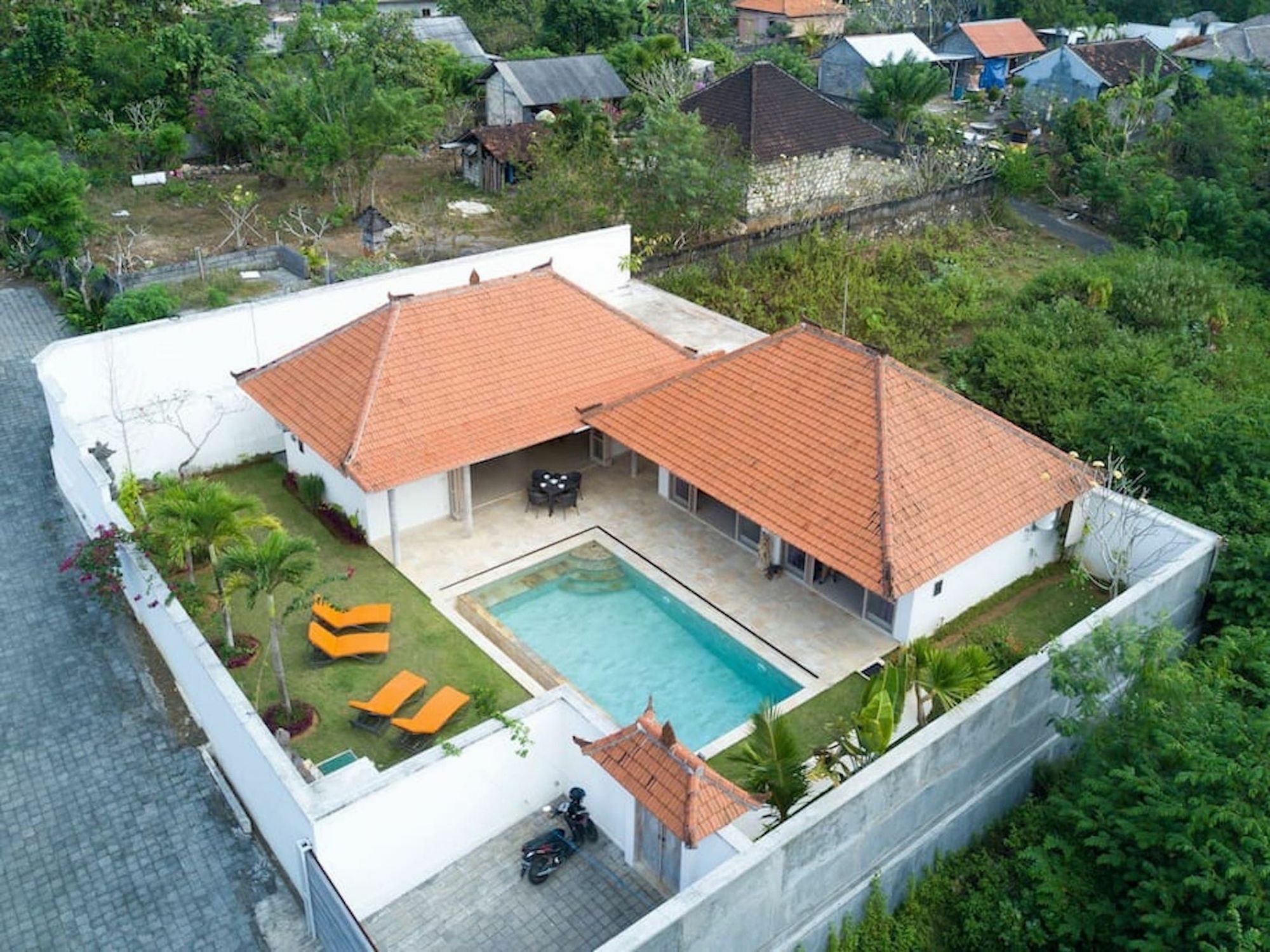 Istana Willy Villa Ungasan  Exterior photo